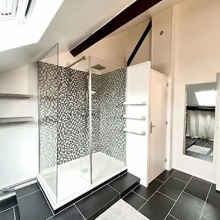 Dubai - Bel A Apartment Reims